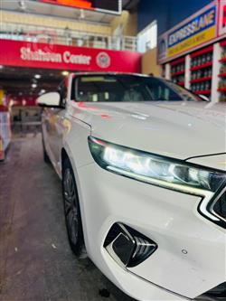 Kia Cadenza